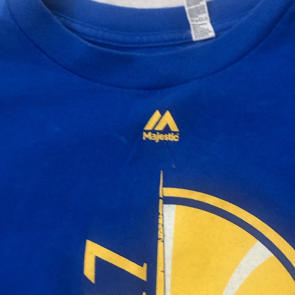 2017 Warriors NBA T-shirt Unisex Large.  Slightly Worn. - Picture 3 of 4